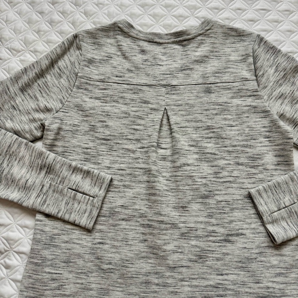 Duluth Trading Deux More Double Knit Crewneck Pocket Tunic Gray Size Small - Picture 6 of 12